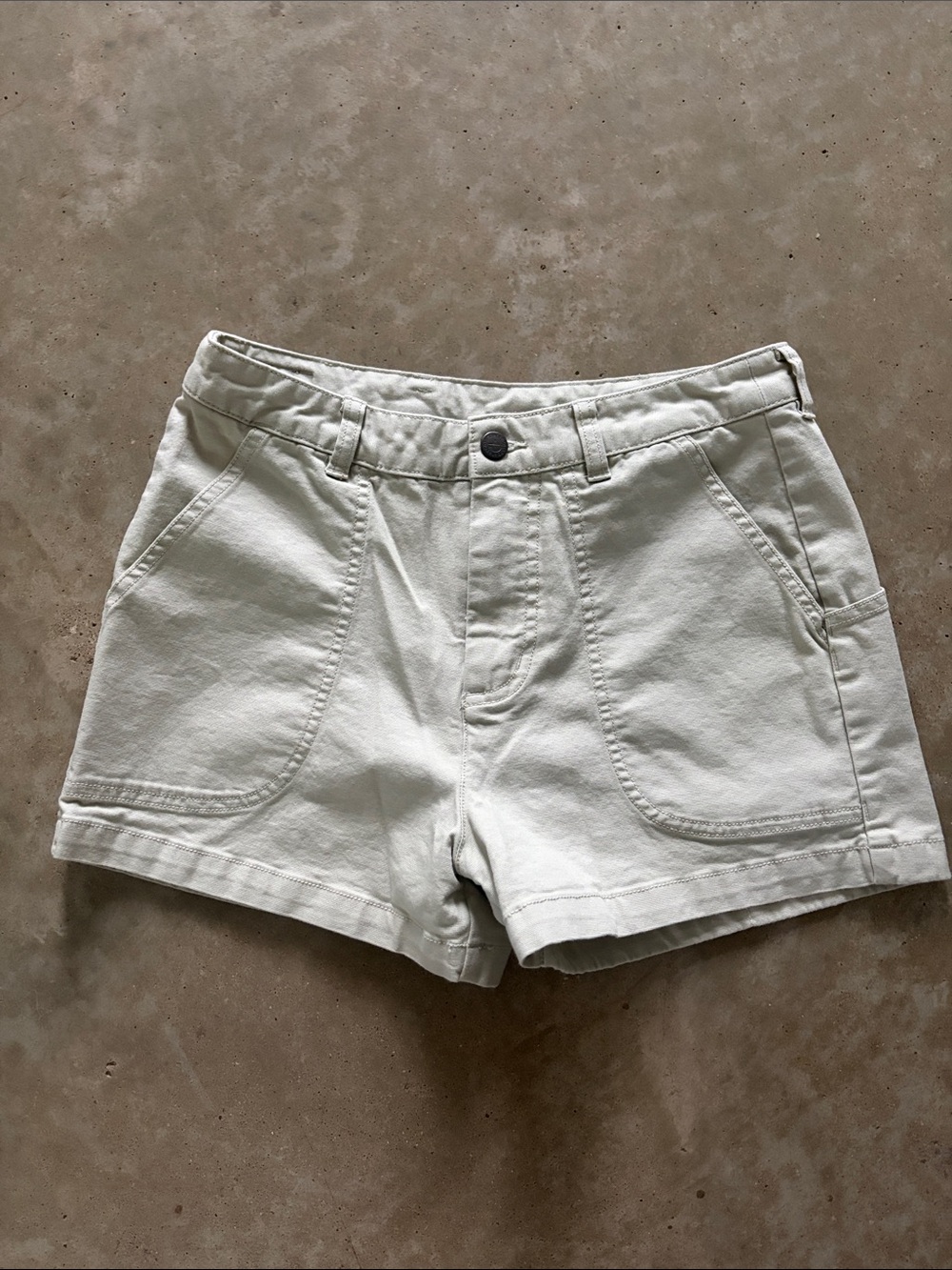 Patagonia Classic Women's High-Rise Khaki Shorts